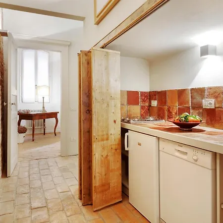 La Dimora Medievale Del Duca Apartmán *