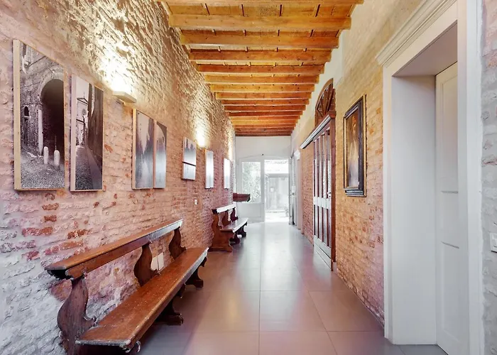 La Dimora Medievale Del Duca